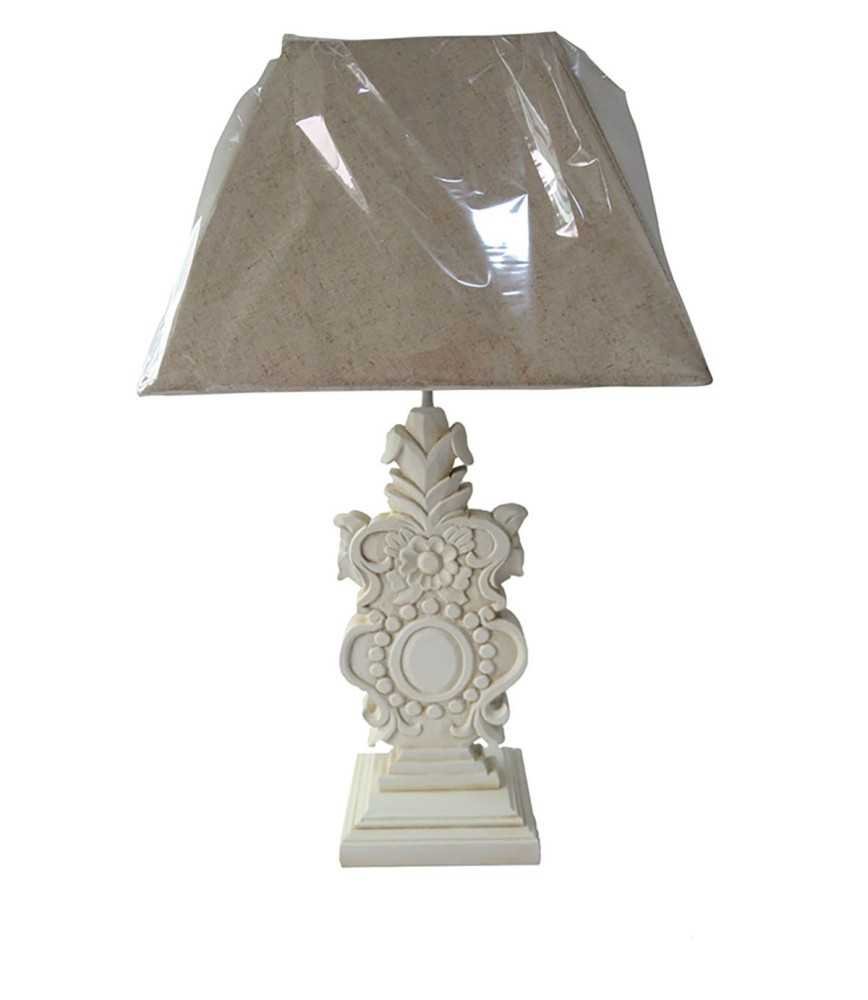 Lampe avec chapeau